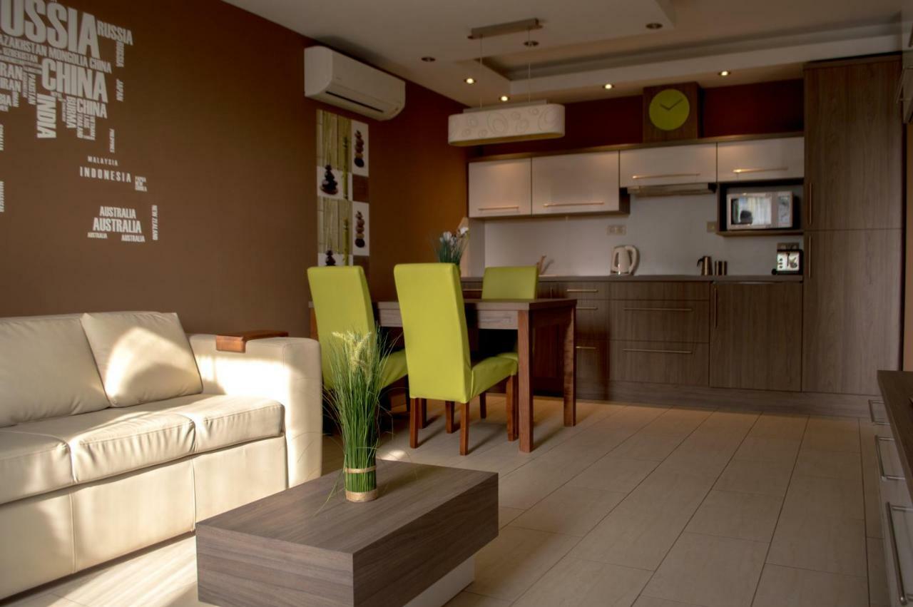 Апартаменты Platina Apartman Шарвар Экстерьер фото